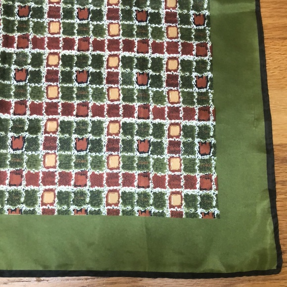 Chic Elegant design Square Bandana  Neckerchief VTG - Picture 5 of 16